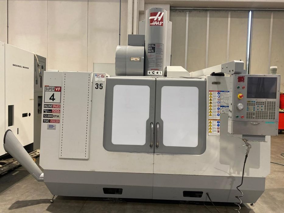 Фрезерний станок С ЧПУ Haas VF 4 SS