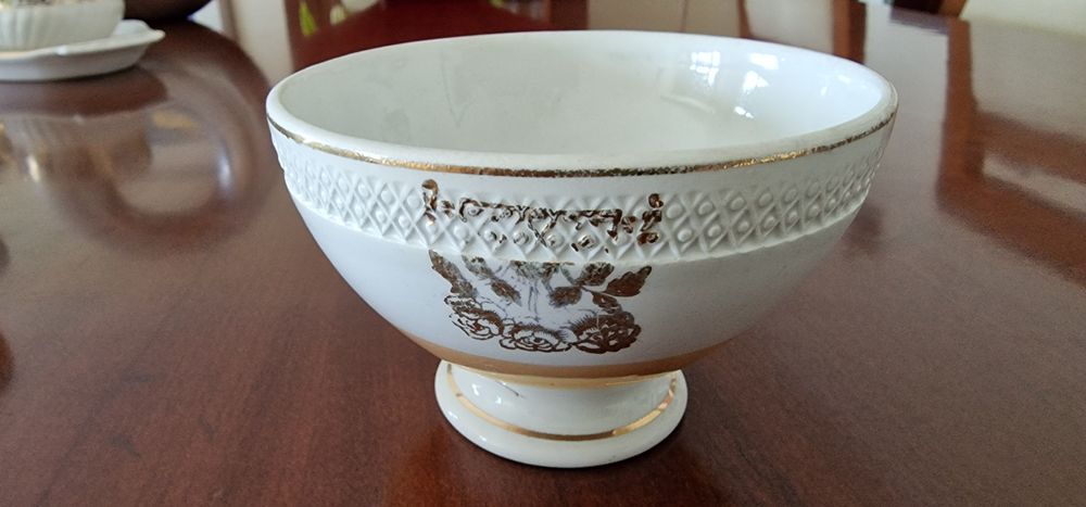 3 taças porcelana antiga de colecção