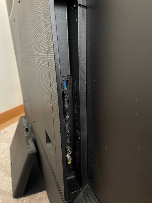 TV OLED premium Hisense 65 A9H – Avariada para peças