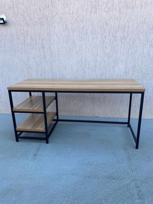 Продам комп’ютерний стіл