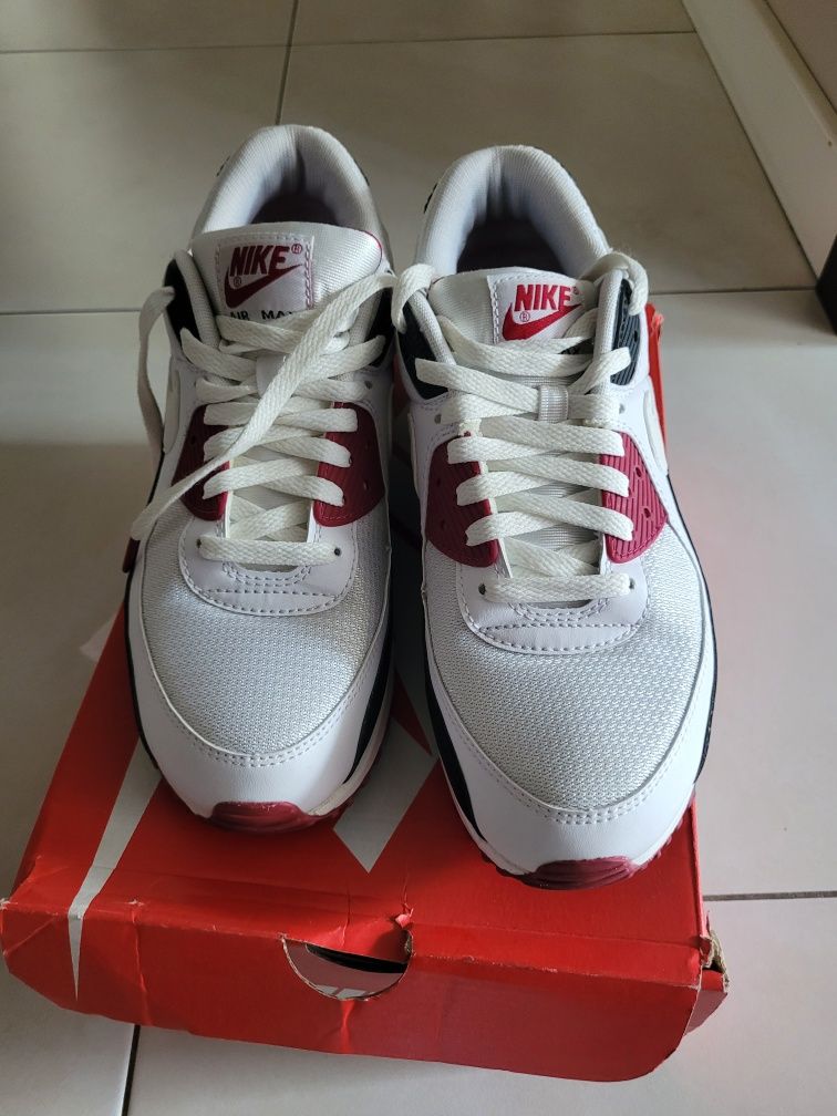 Kultowe buty NIKE Airmax