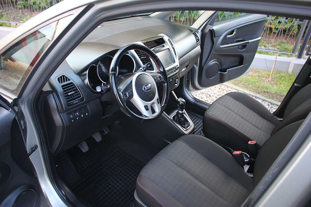 Kia Venga 1.6 Business Line Salon Polska Navi Kamera Grzane Fotele