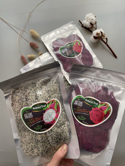 Екзотичні сухофрукти без цукру. Диня канталупа джекфрут імбир пітахайя