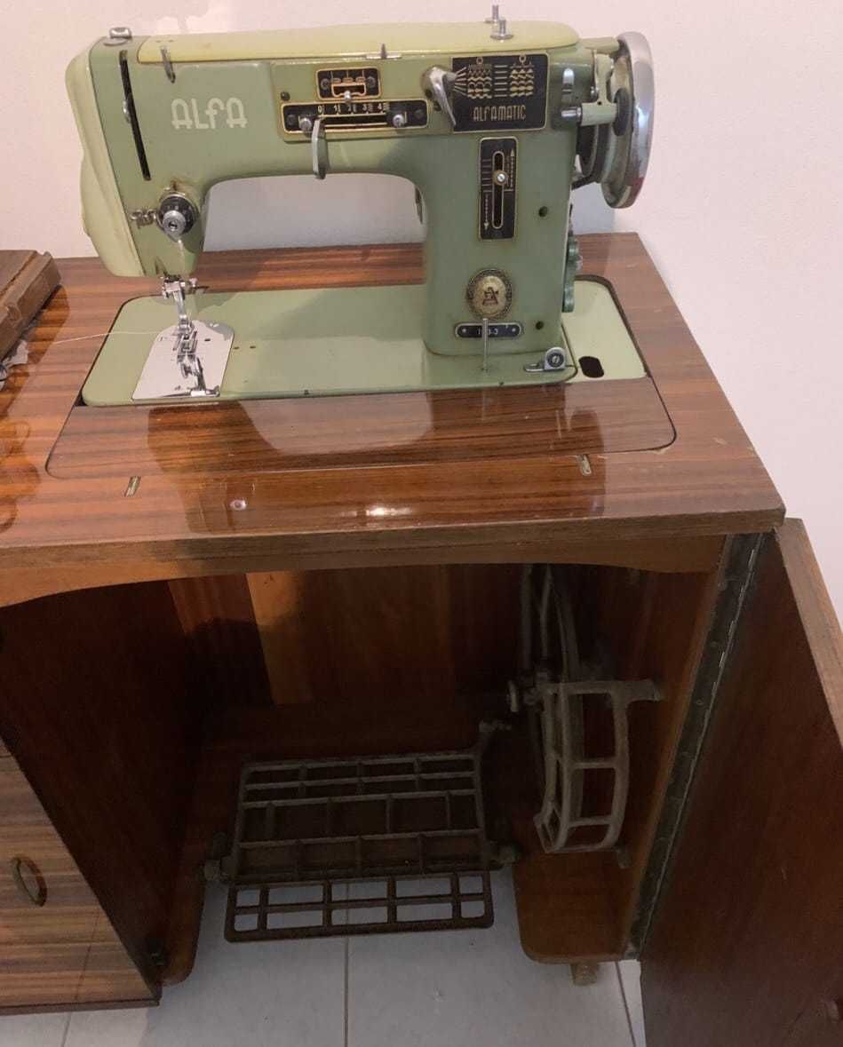 Maquina de costura - sewing machine