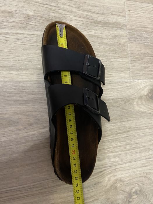 Шльопанці Біркенштоки