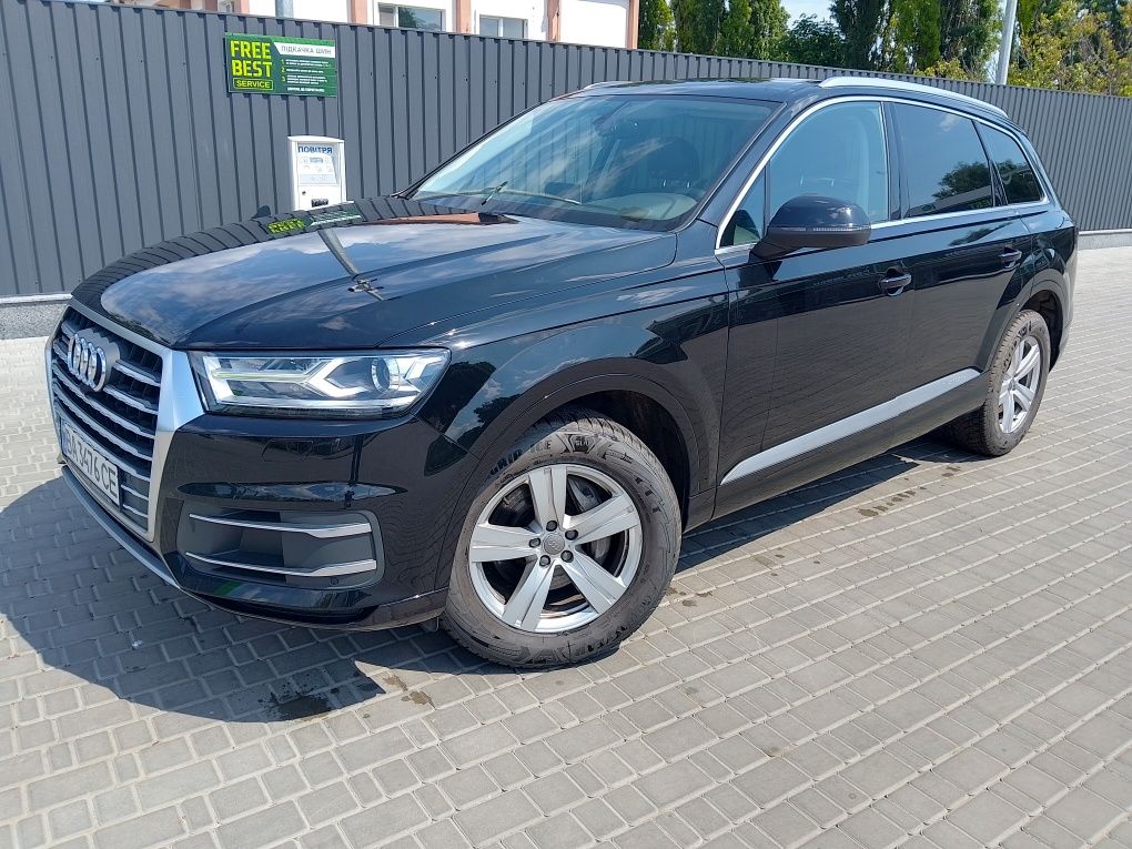 Автомобіль Audi Q7. 2017. 3.0TDI