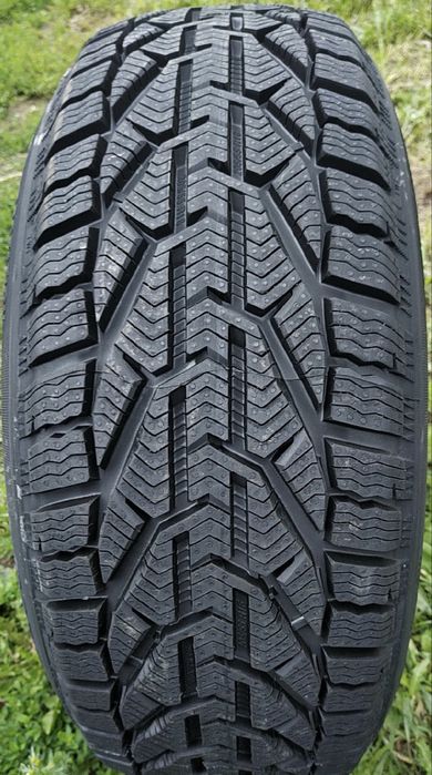 Зима Tigar Winter 205/60 R16 96XL, усі розміри!