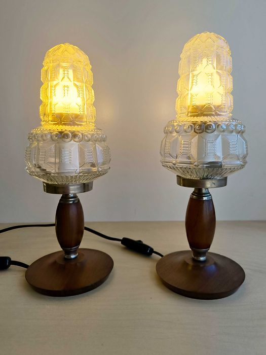 2 Candeeiros de Mesa / Cabeceira Vintage