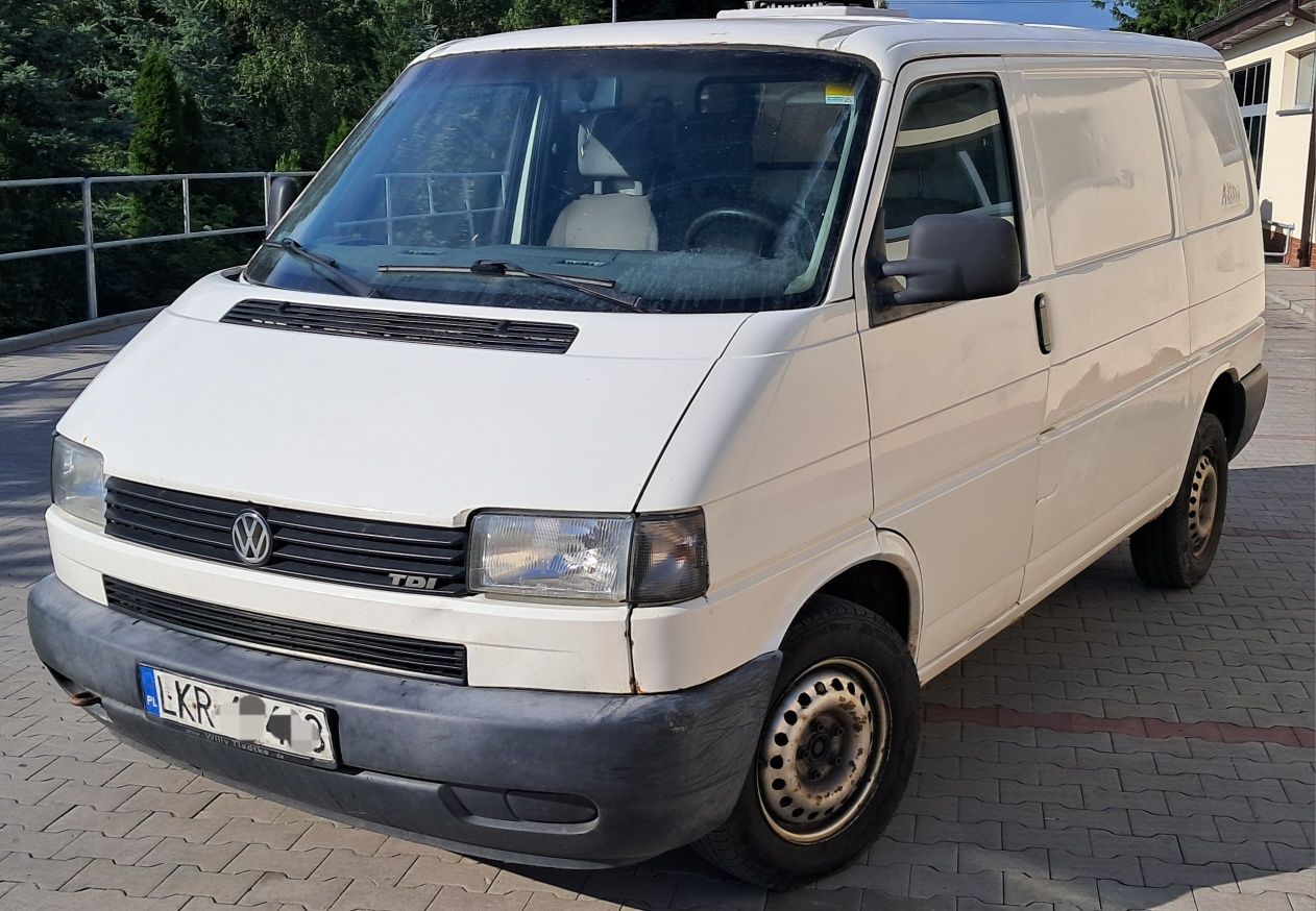Volkswagen T4 Transporter 2.5TDI 102KM