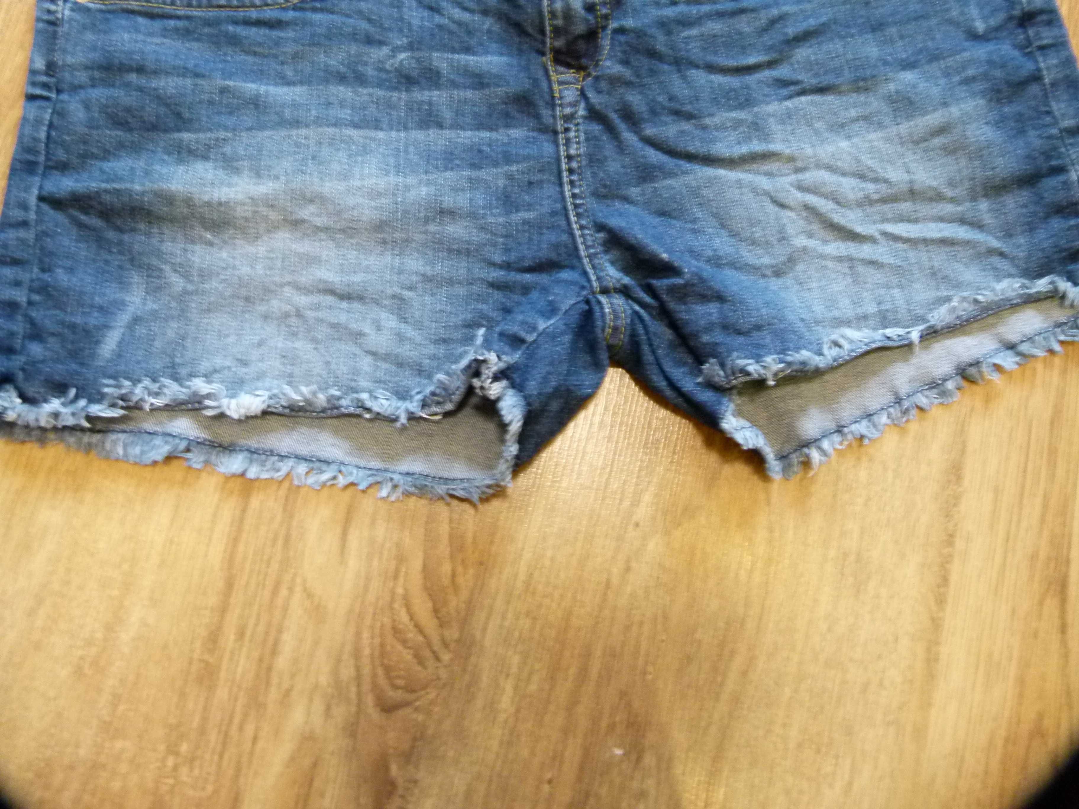 Designed krótkie spodenki jeans postrzępione rozm 42 XL