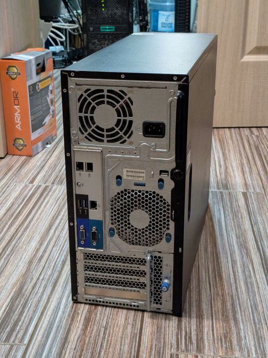 сервер HP Ml310e v2 e3 1220v3 16gb озу