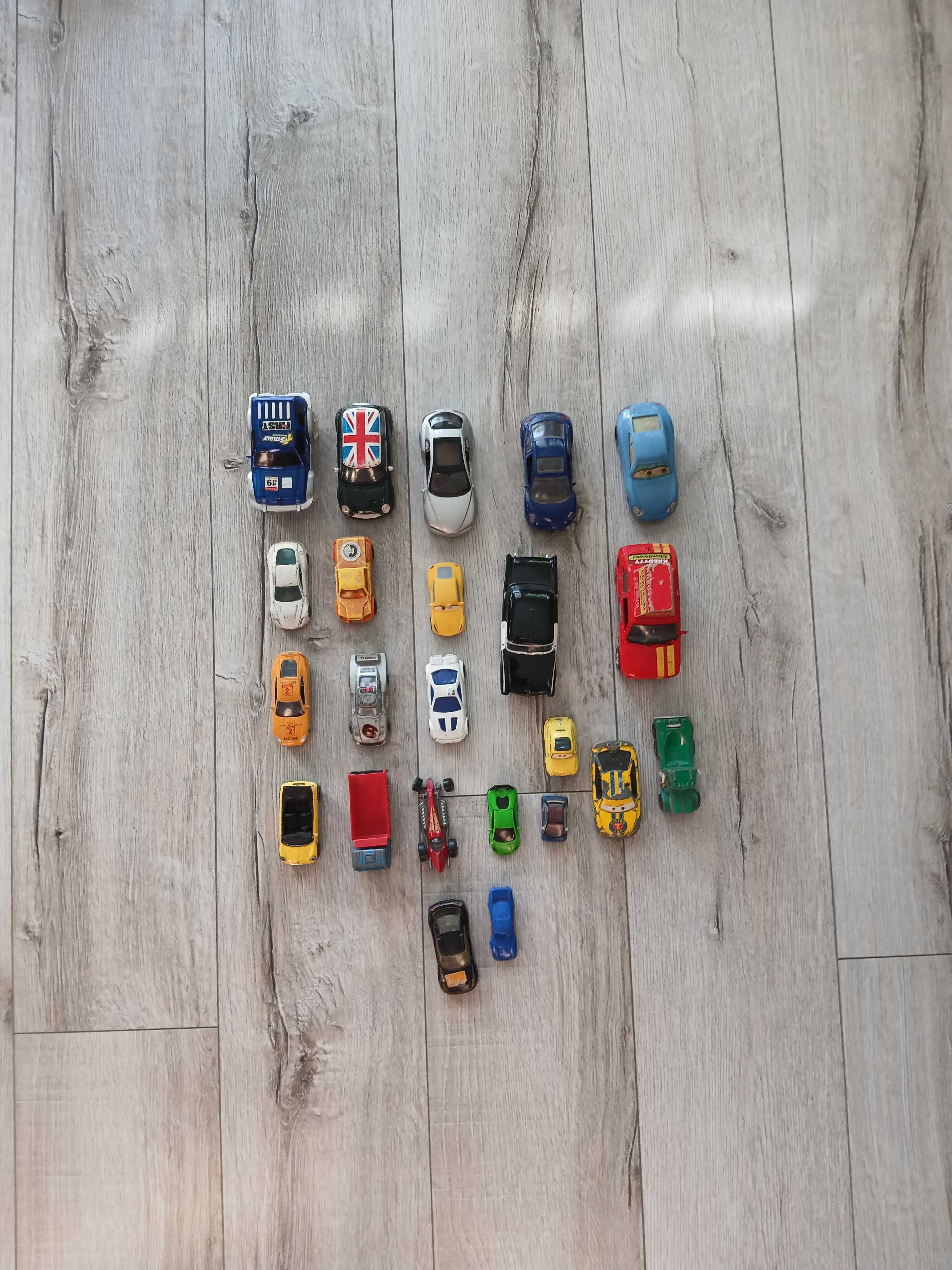 Stare resoraki autka - Hot Wheels, Mini Cooper, Fiat 126p i inne