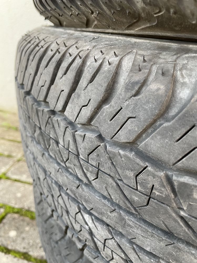 4 pneus Dunlop Grandtrek AT20 245/70 R17