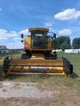 Kombajn zbożowy New Holland TC5050