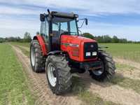 Traktor MASSEY FERGUSON 4345 . Sprowadzony