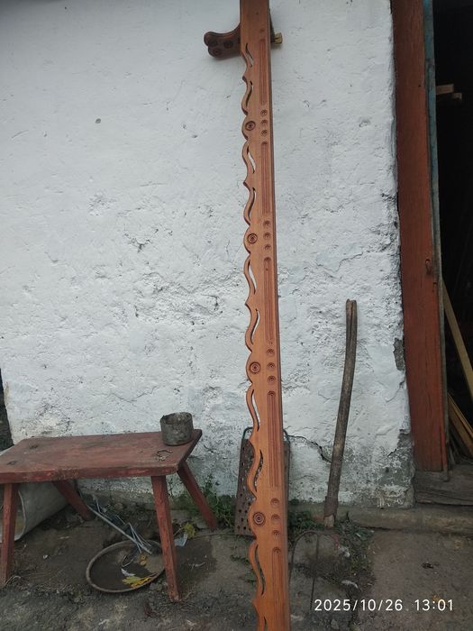 Продам карниз дерев'яний