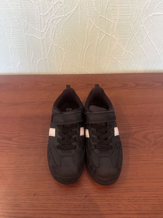 Кросівки H&M, розмір 32