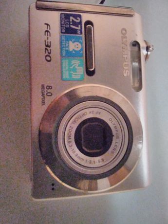 Фотоаппарат OLYMPUS EF-320.  Смена 8М. Зоркий 10.. Kodak FILM