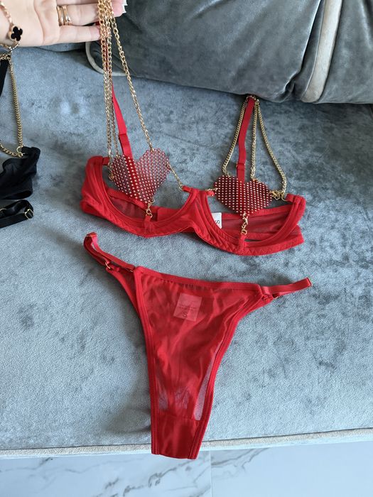 комплект нижнего белья с сердечками цепочки сетка