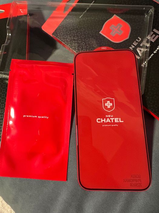 Захисне скло + neu chatel для iphone 14 pro max