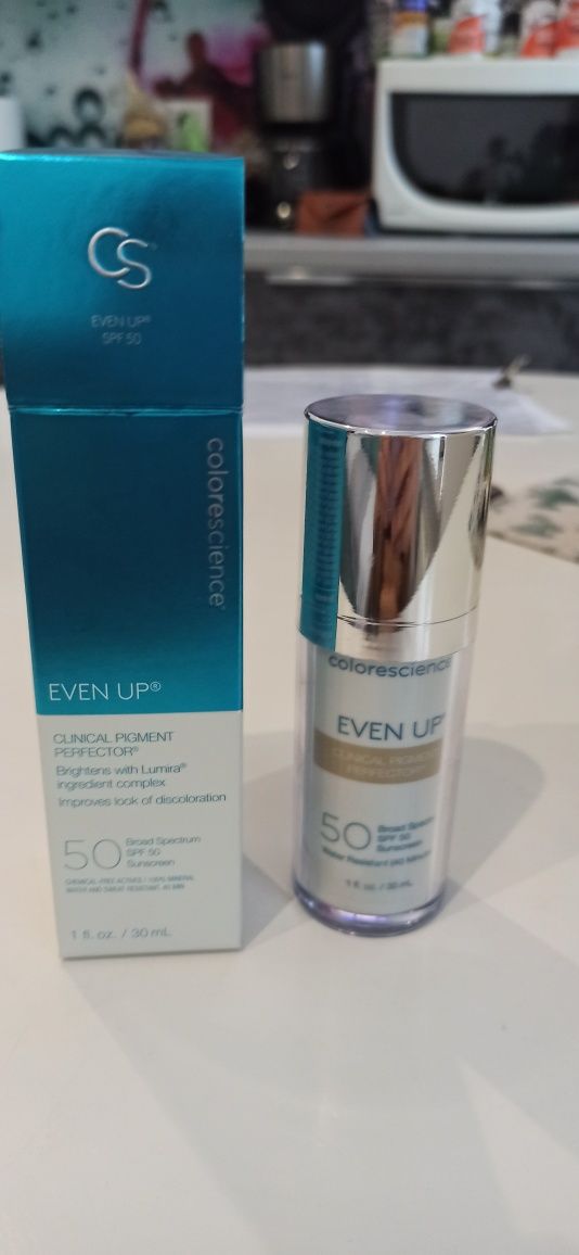 Colorescience Even up SPF 50 Sunscreen профзасіб при пігментації