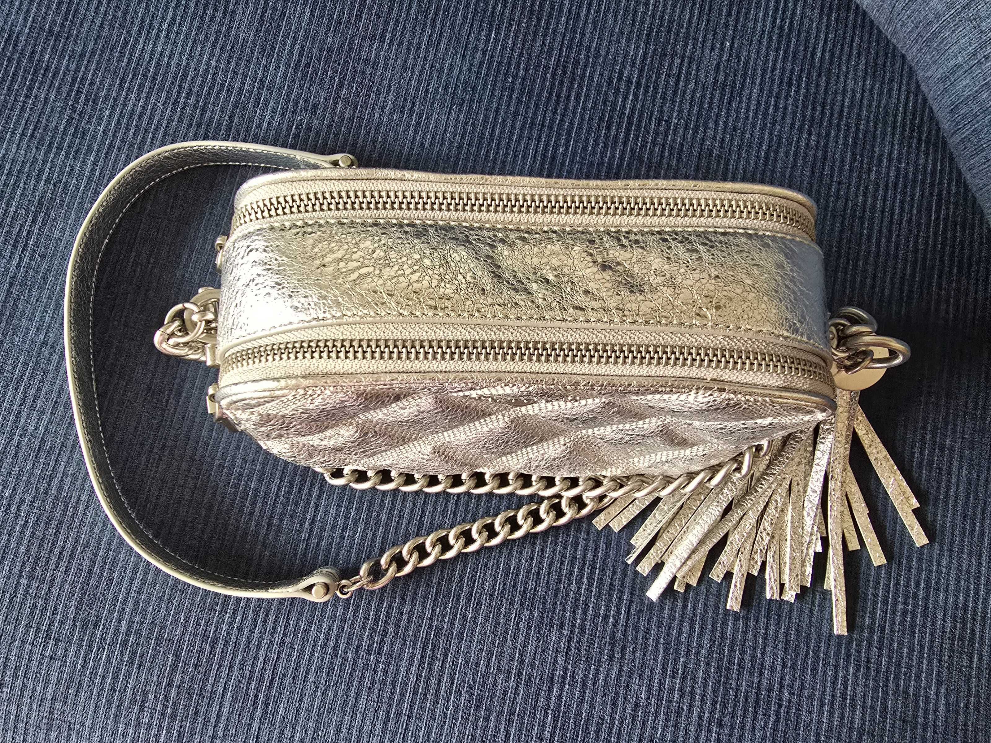 Skórzana torebka Guess Luxe (srebrna)