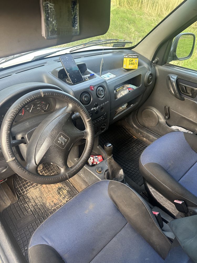 Peugeot Partner 2003r 1.9D bez turbo 296k km Okazja