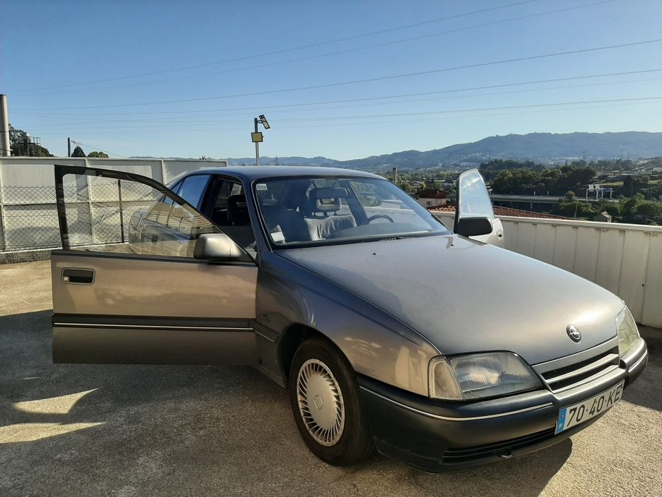Vende se carro bom estado