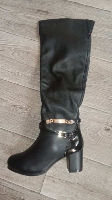 Нові кожані сапоги 38 розмір