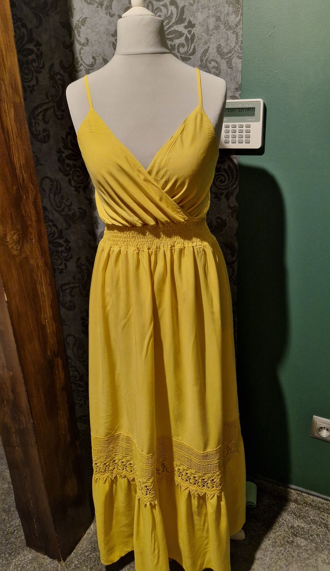 Nowa letnia sukienka maxi z koronką, rozkloszowana L/XL