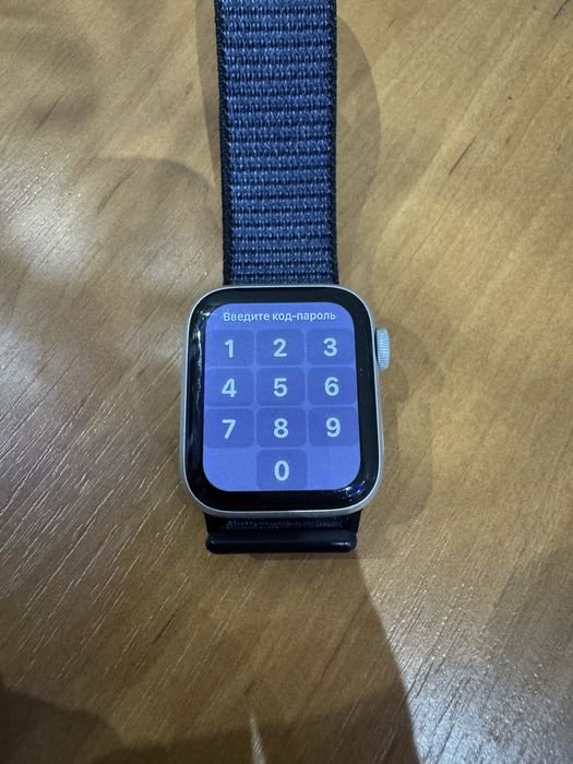 Apple watch se 40mm в ідеальному стані!