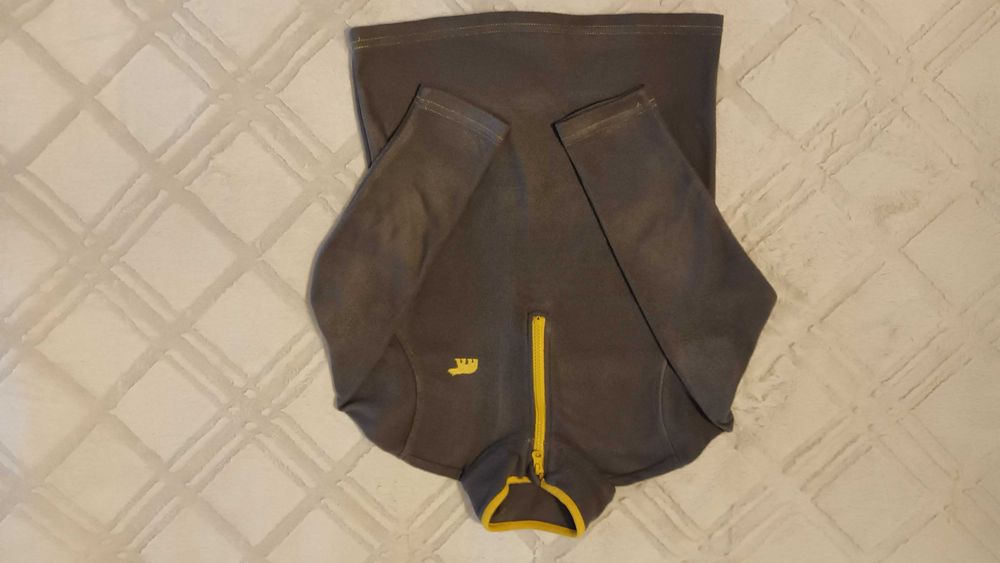 bluzy sportowe dla chłopca 122 cm 5 sztuk