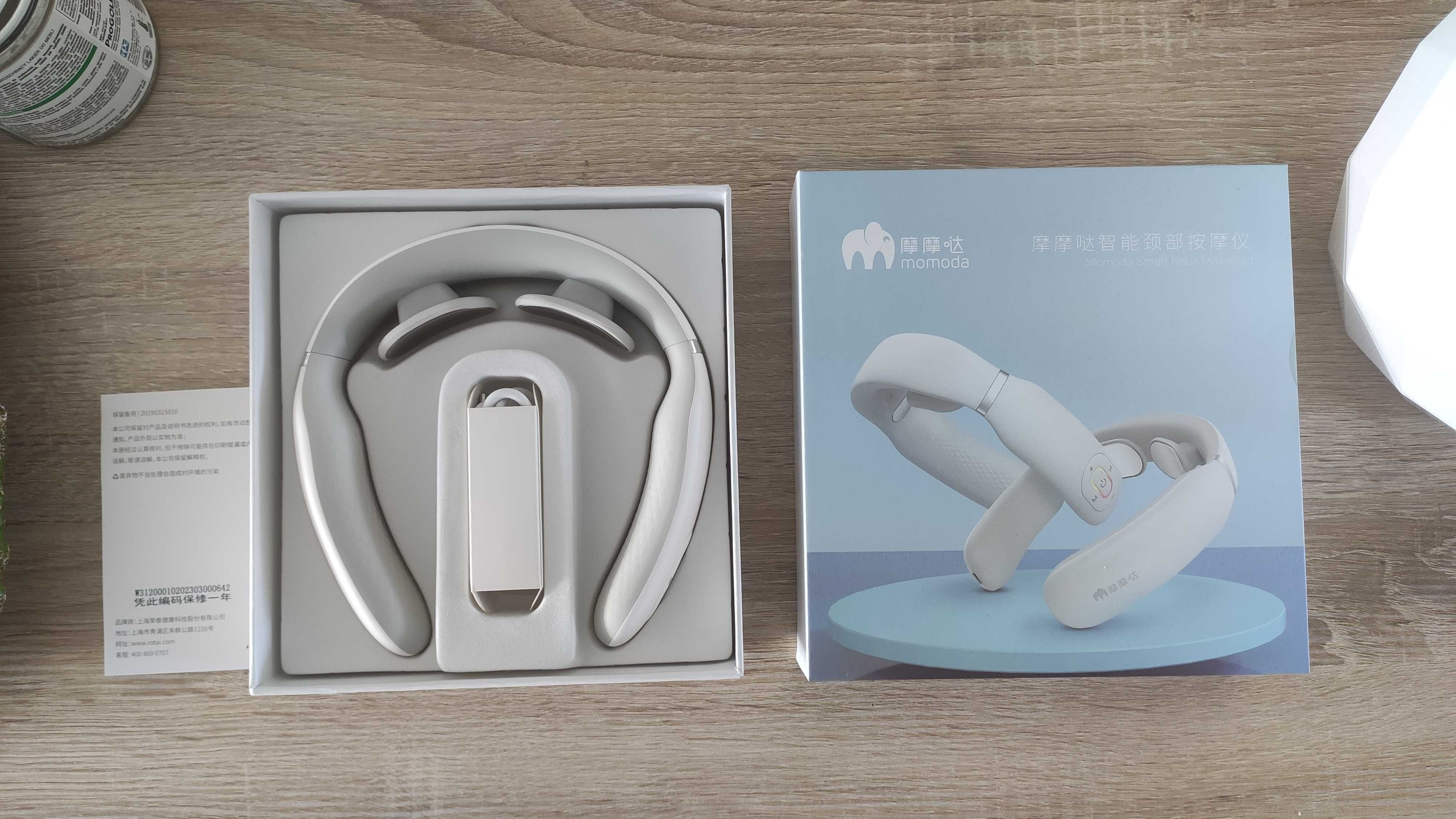 Masażer karku Momoda Smart Neck Massager