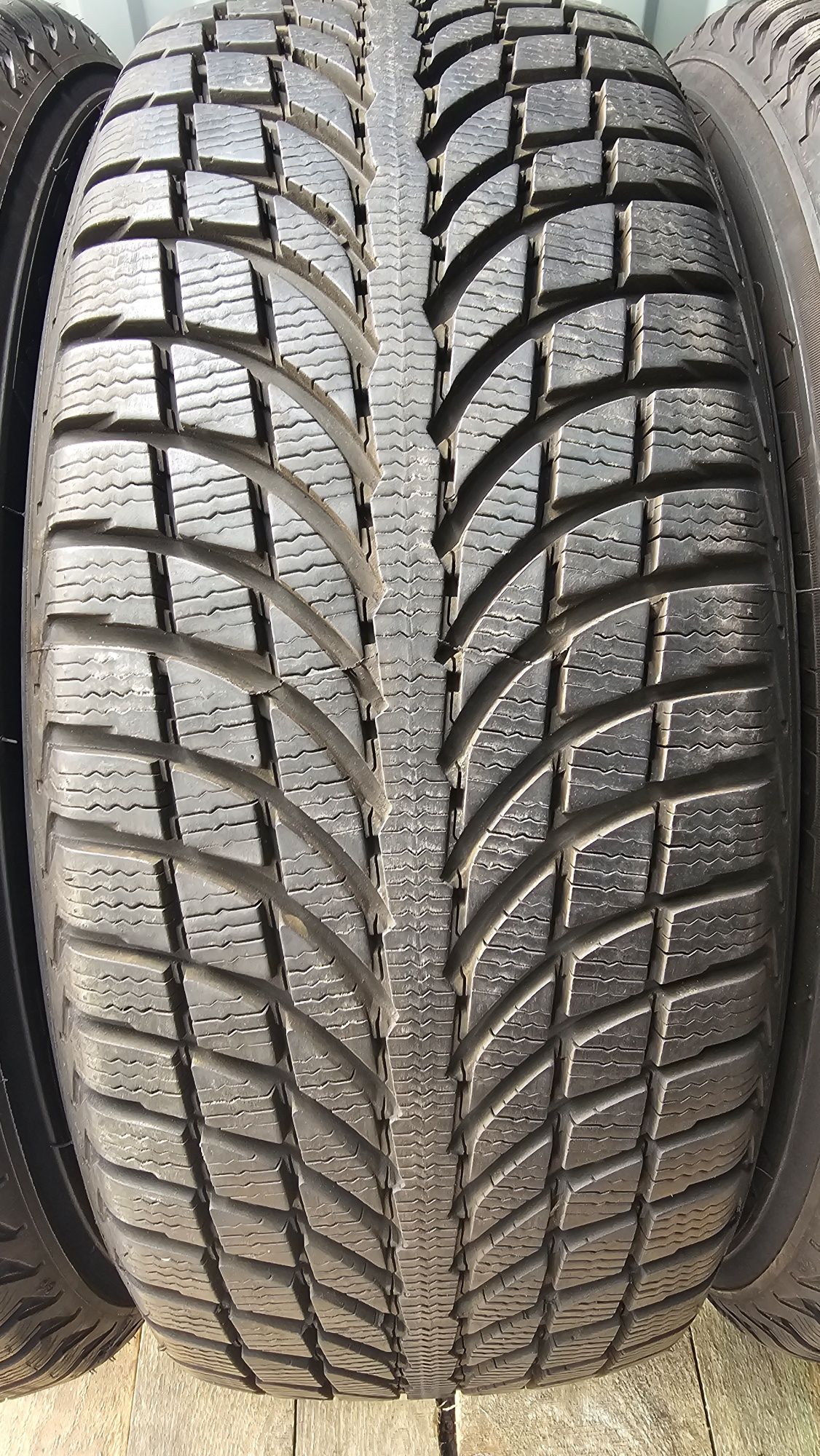 Michelin Latitude alpine LA2 225/60r17 103H XL