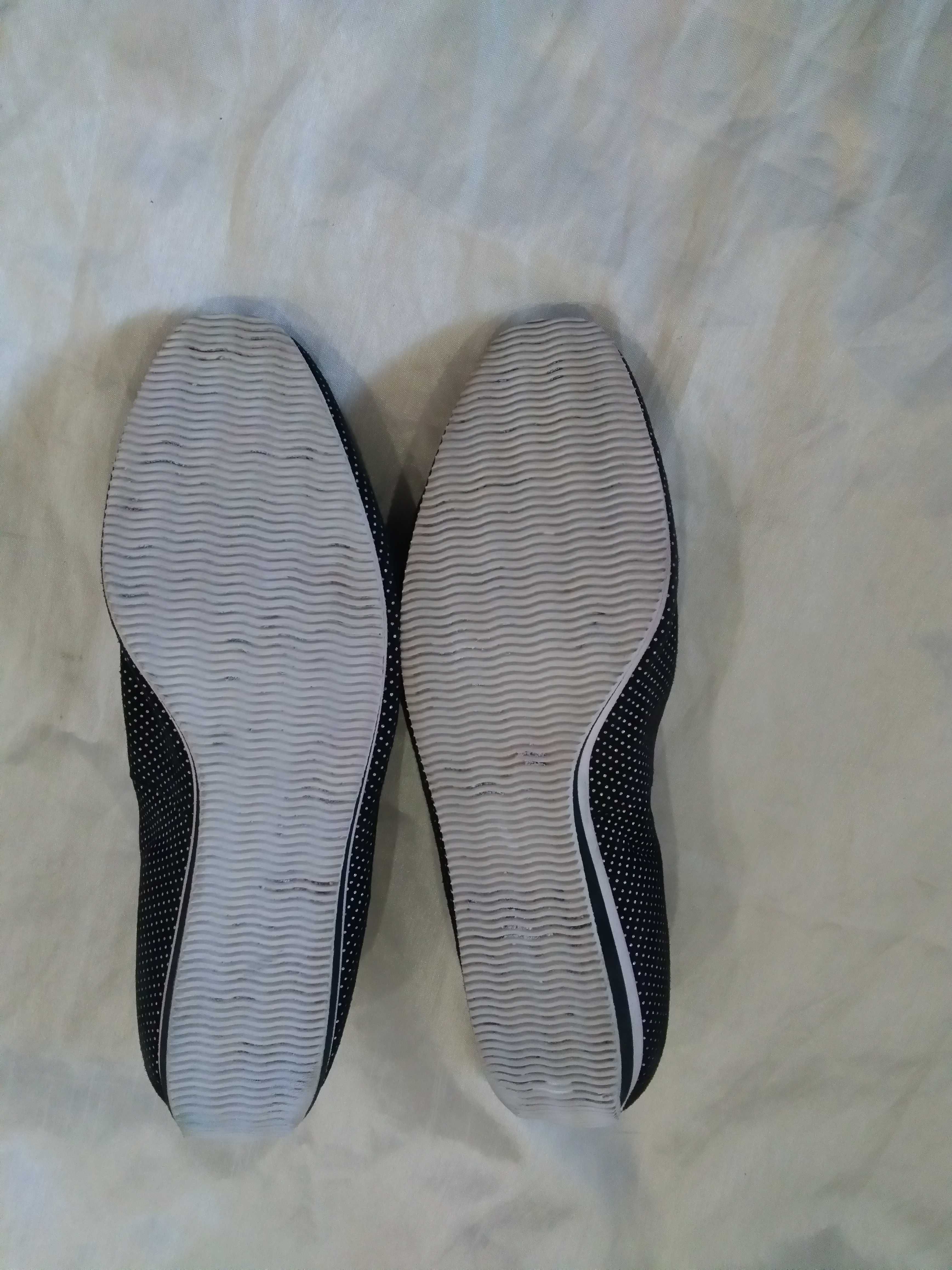 Женские фирменные туфельки,Hasia