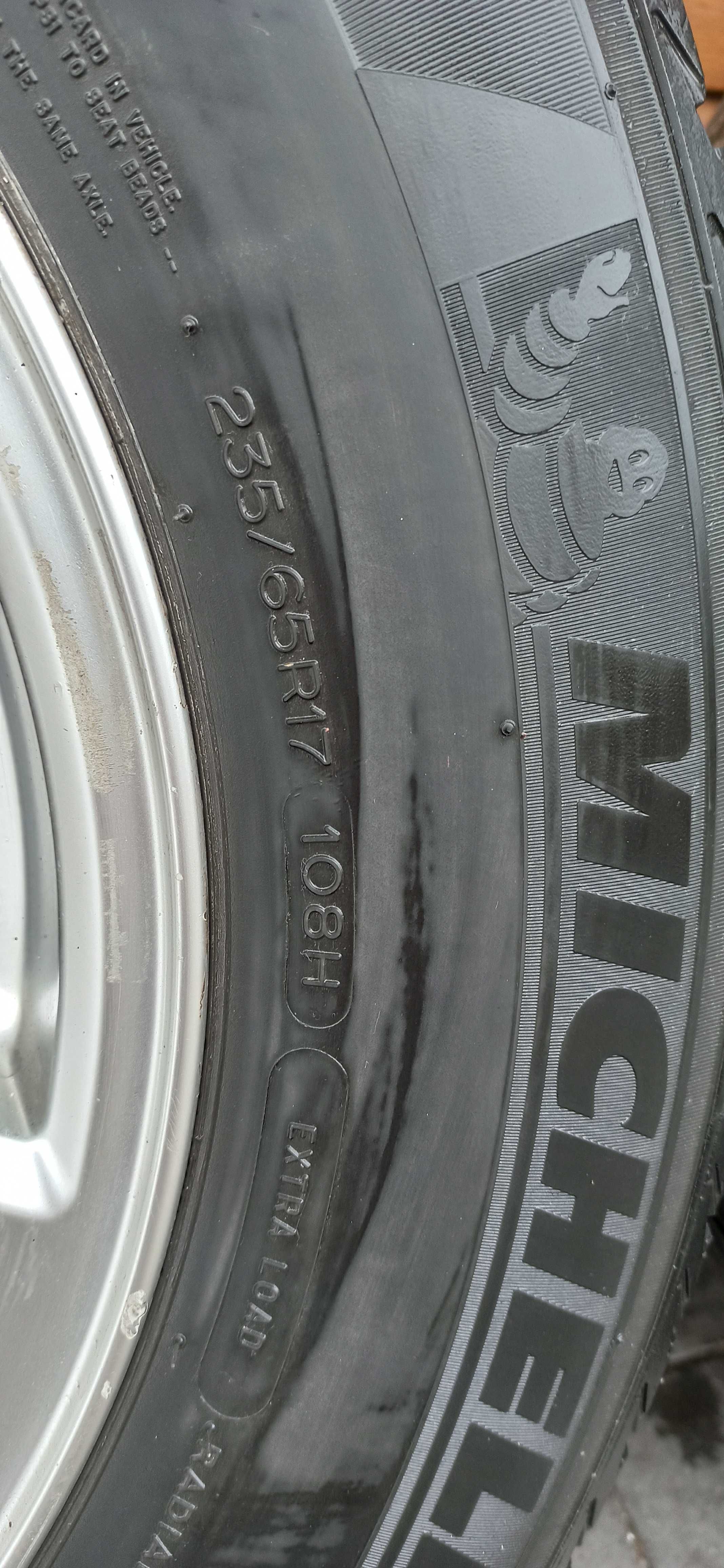 Koła, Opony Michelin 235/65R17 SUV Felgi Volvo 7Jx17 ET49 5x108