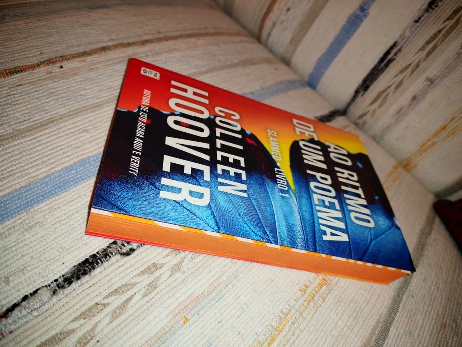 Ao ritmo de um poema | Colleen Hoover (Portes grátis)