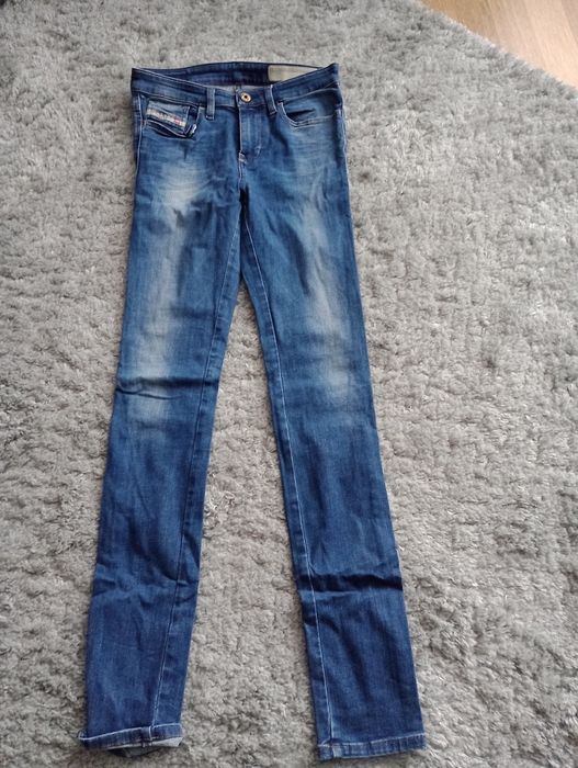Damskie jeansy Diesel XS