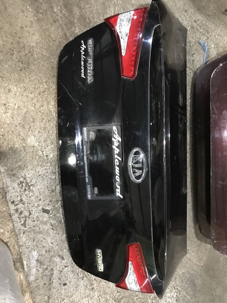 Крышка багажника Kia Optima 2011-15 г обычная и гибрид