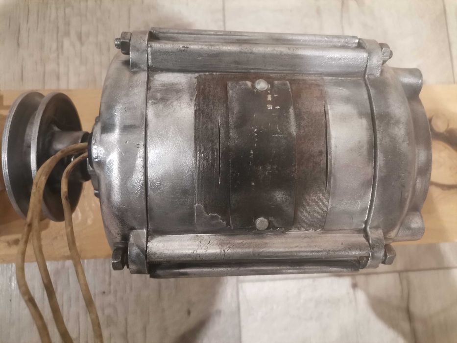 Электродвигатели. Цена за все