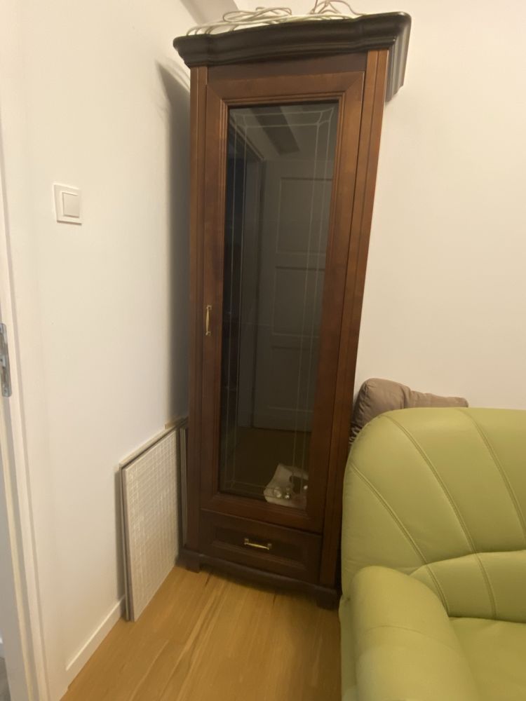 Komplet drewnainych mebli