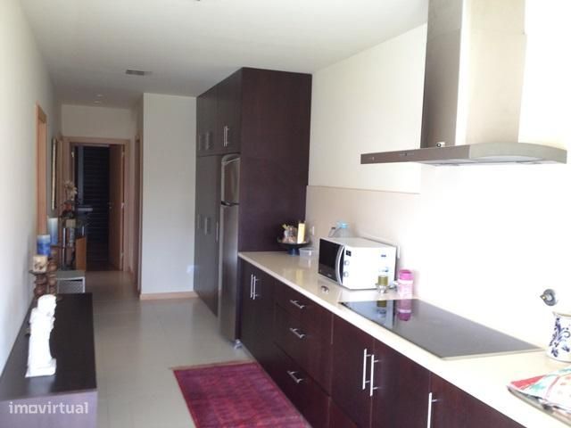 Moradia T3 r/c Viana - Chafé. zona de Praias