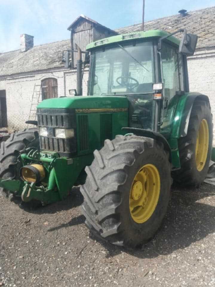 John Deere 6300.