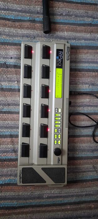 Pedaleira Digitech RP20 Valve made in USA.