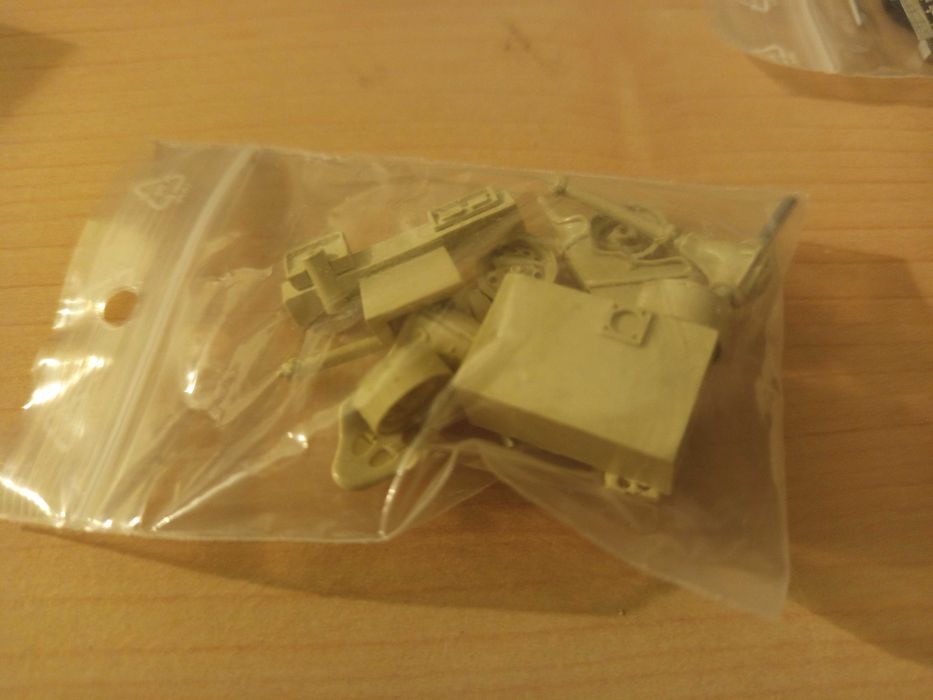 Kit UMM Gaffe 1/43 em resina