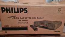 Video e gravador de VHS e DVD