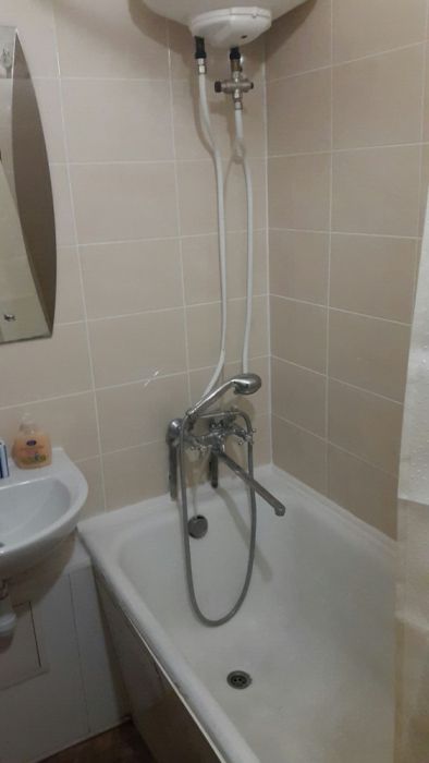 1кімнатна квартира .центр .метро кловська.  700грн.