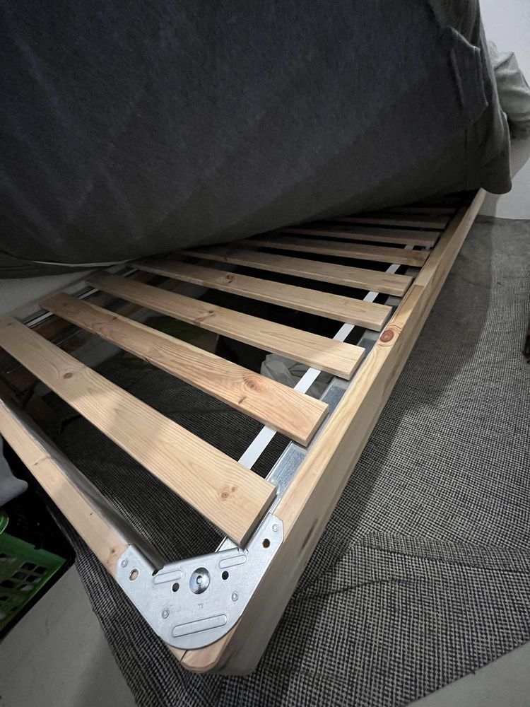 Cama Solteiro Ikea nova