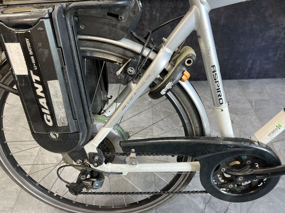 Rower elektryczny GIANT ASPIRO HYBRID 36V do ogarniecia