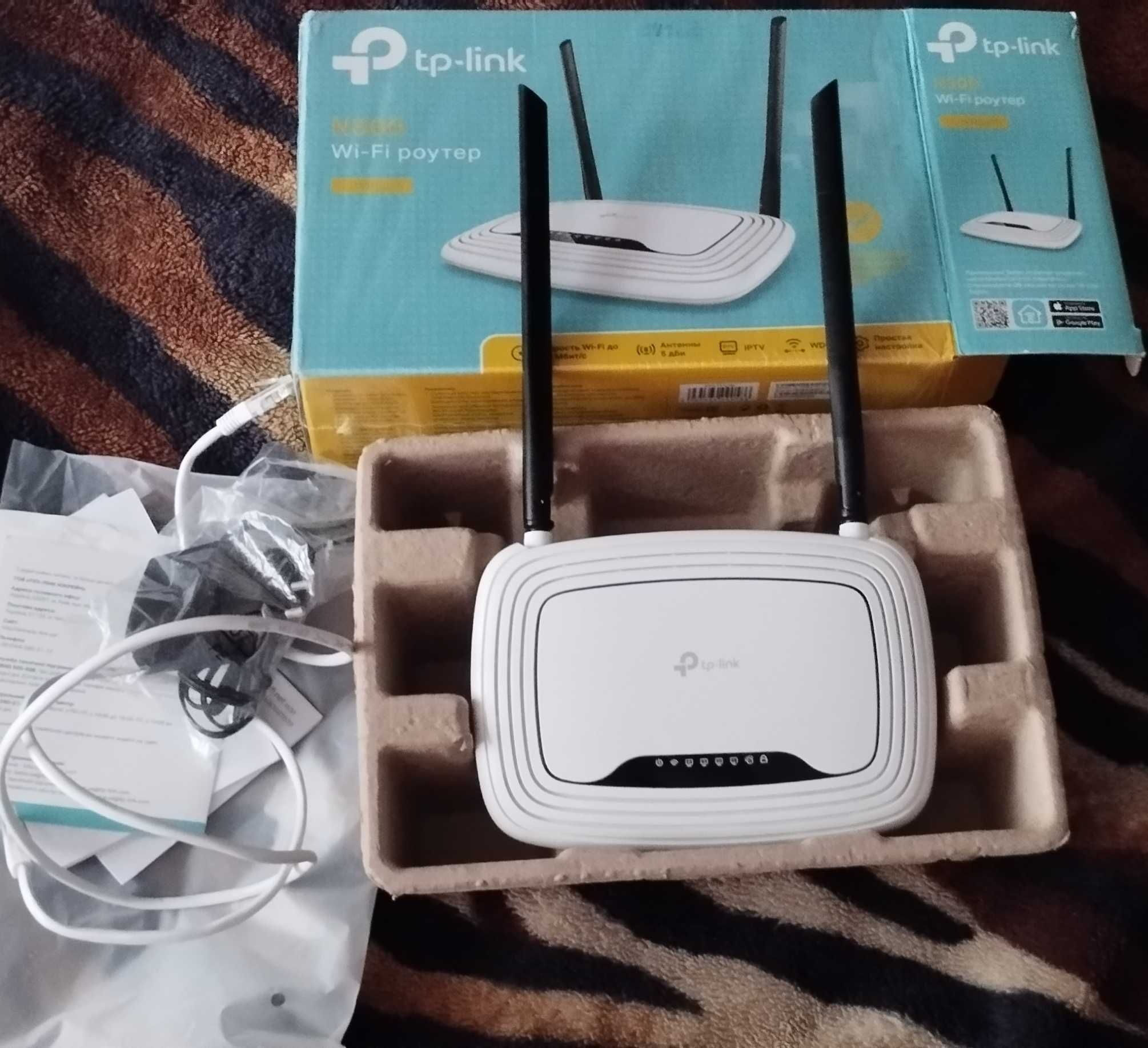 Роутер TP-Link Keenetic OS 841n Mesh n300 мбит 2.4 wifi4
